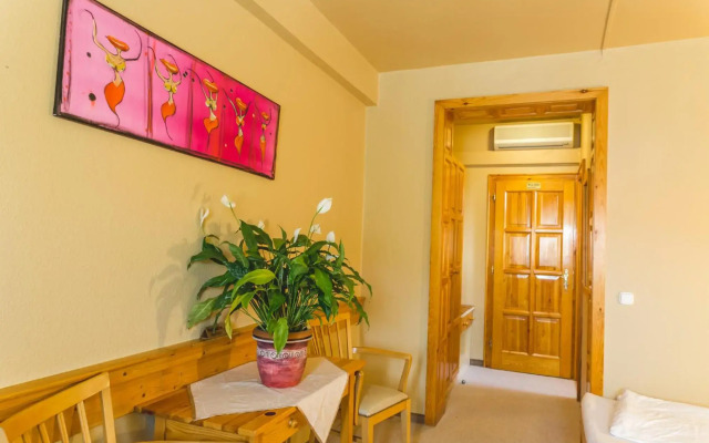 Karin Hotel