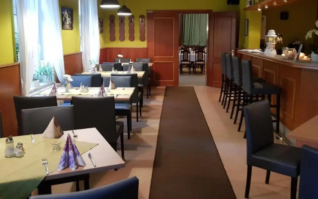 Hotel & Restaurant Lindengarten