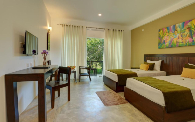 Tropical Life Resort And Spa