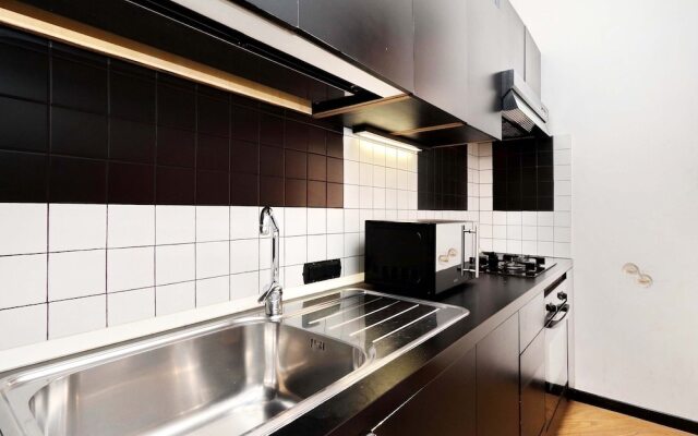 Odescalchi Garden Apartment