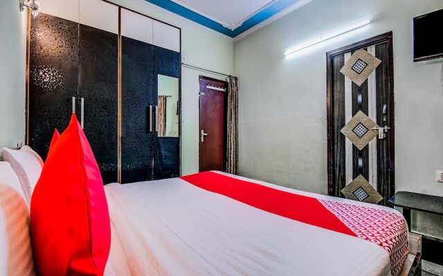 OYO 14066 Hotel Grand Amar Palace