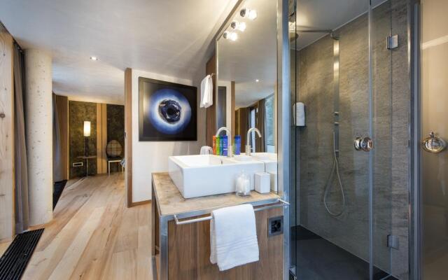 Backstage Hotel Serviced Apartments
