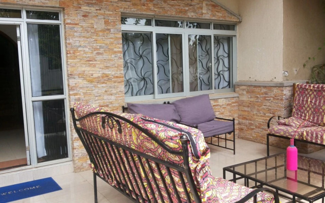 Rosevilla Hotel