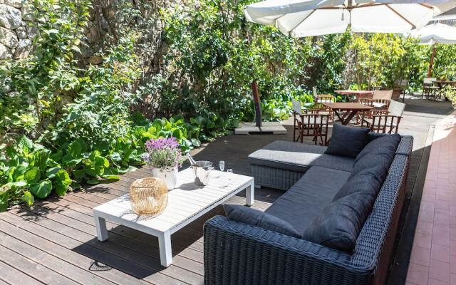 Baia Blu RTA Residence