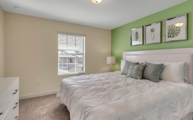 Marvelous 4 Bedroom w/ Screened Pool Close to Disney 1569