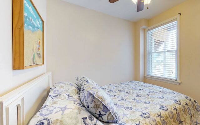 The Beach House on 10th