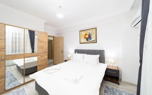 Pleasant Flat With Balcony in Kaleici