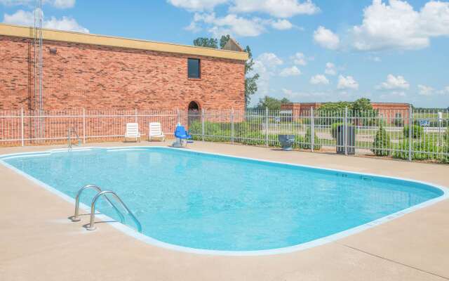 Days Inn by Wyndham Calvert City/Paducah East