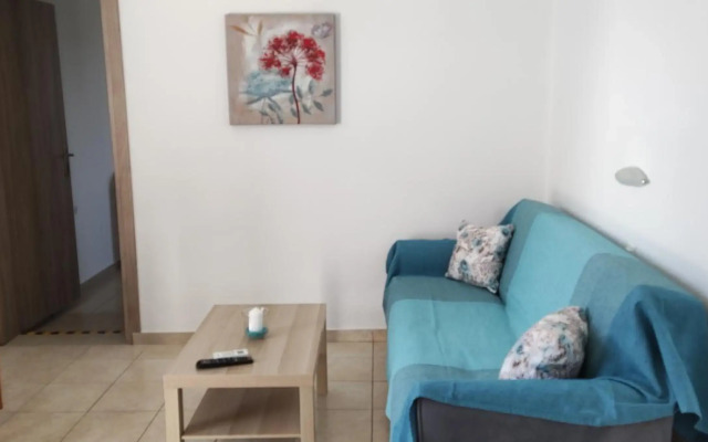 Maria Studios and Apartments