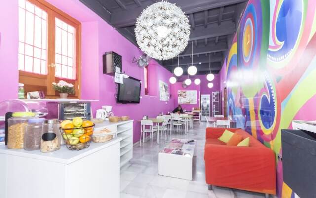 White Nest Hostel