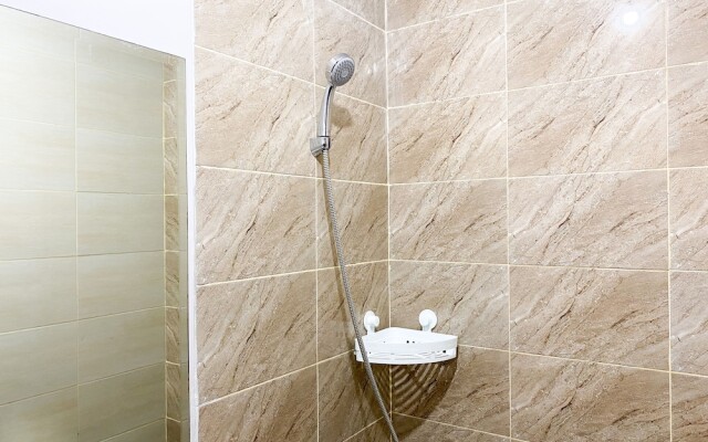 Cozy Stay Studio Transpark Juanda Bekasi Timur Apartment