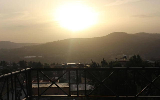 Taye Belay Hotel