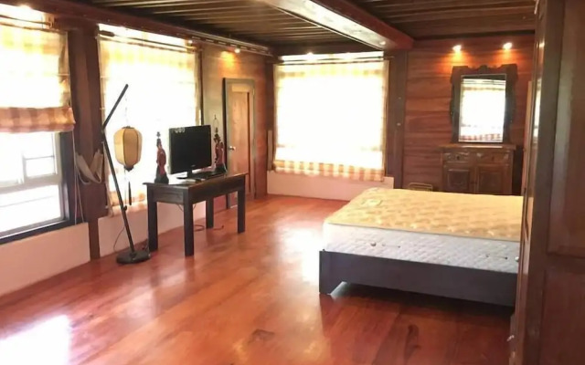 Monte Costa Resort