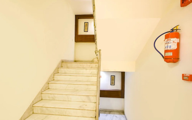 FabHotel Baba Residency