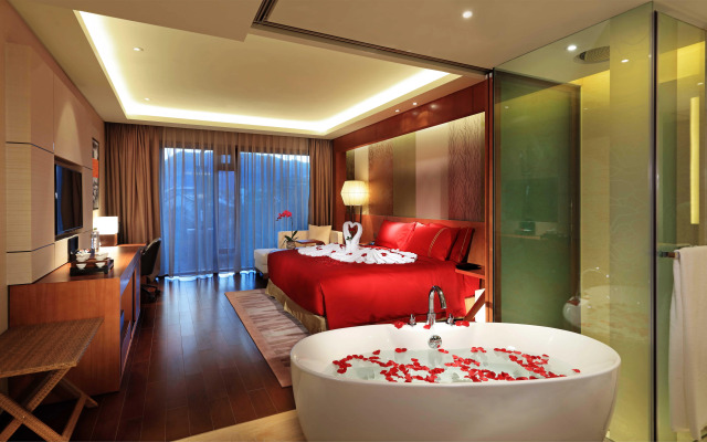 HUALUXE Kunming by IHG