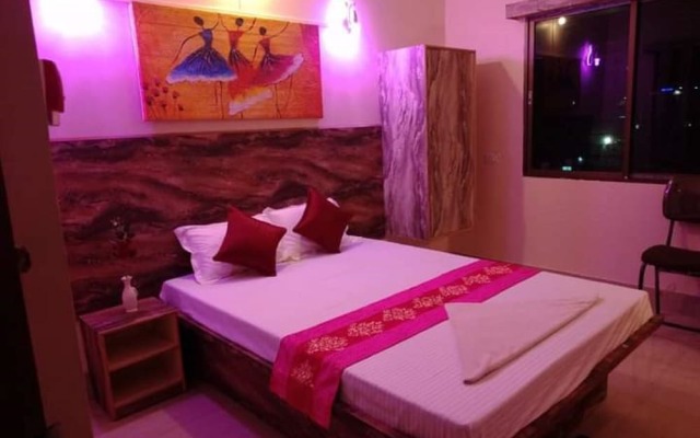 Utsav Grand by ShriGo Hotels