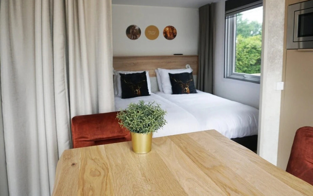 2 2-person Hotel Lodge