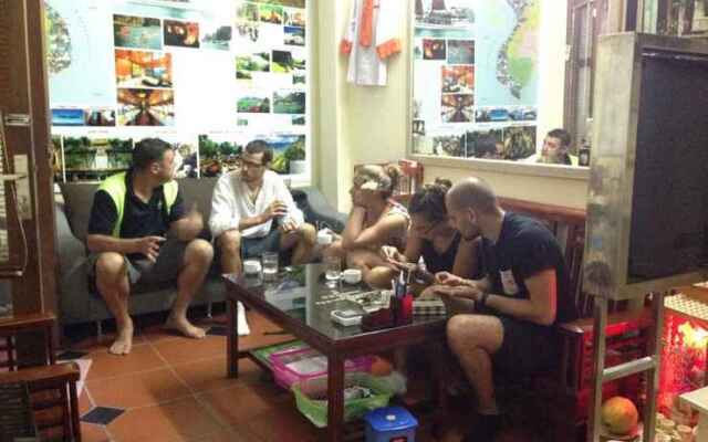 Vietnam Apple Travel Homestay