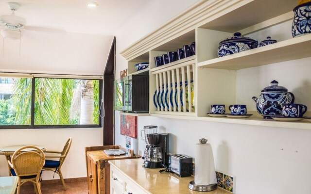 Royal Palms 6 1 Bedroom Condo by RedAwning