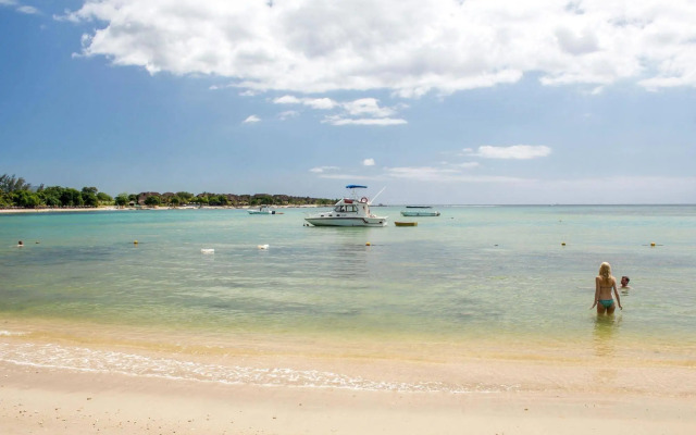 Beach Paradise Villas