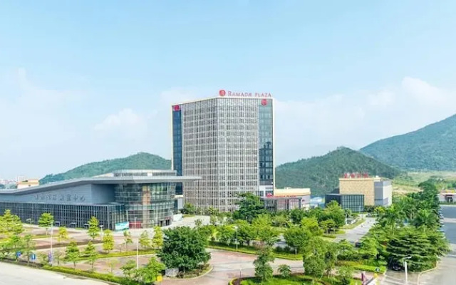 Ramada Plaza Huizhou East