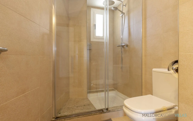 Apartment in Port de Pollenca by the Beach