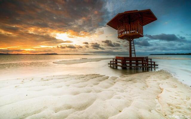 Grand Candi Hotel