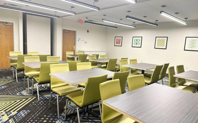 Comfort Inn & Suites Conference Center