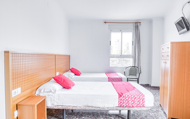 OYO Hostal Nova Picanya