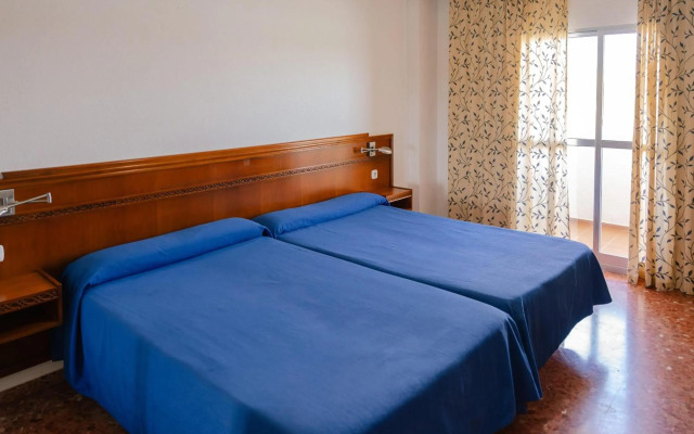 Port Europa Hotel