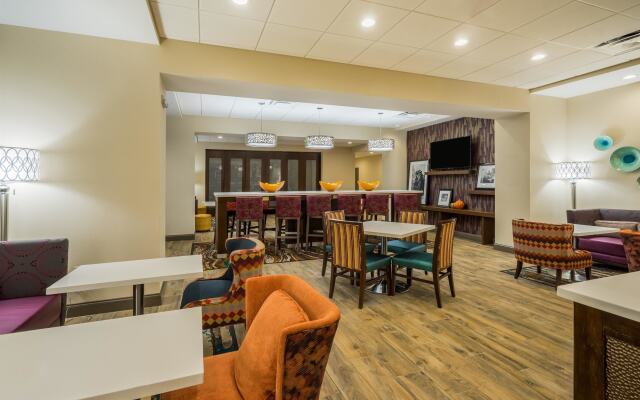 Hampton Inn Newport