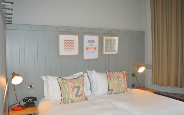 Brook Green Hotel