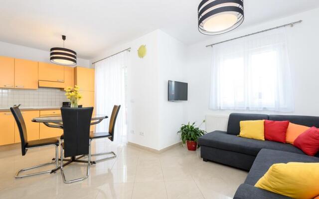 Apartments Salona