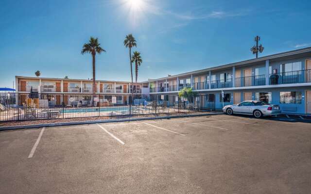 Rodeway Inn