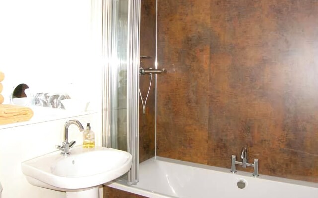 West Sunnyside House