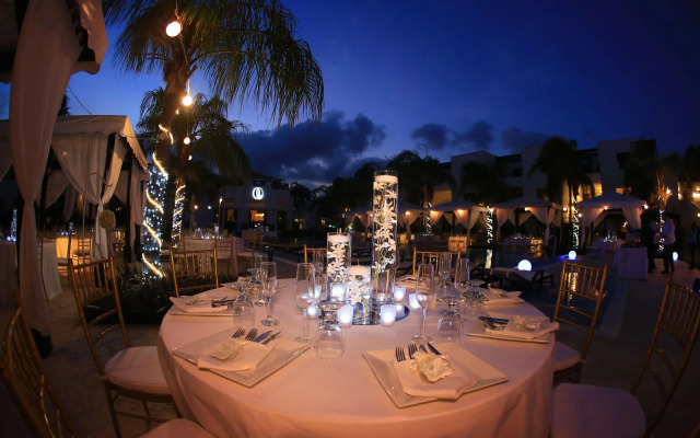 Las Terrazas Resort and Residences Ambergris