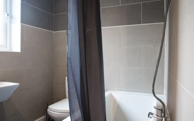 Short Stay Bristol - Mina B2 Apartment
