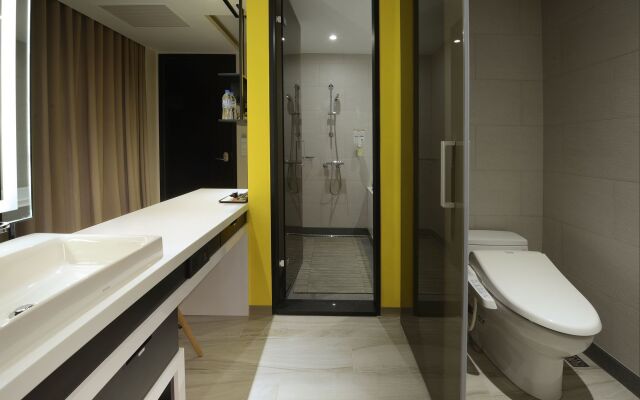Uinn Business Hotel - Taipei Shilin