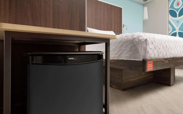 Tru by Hilton McDonough