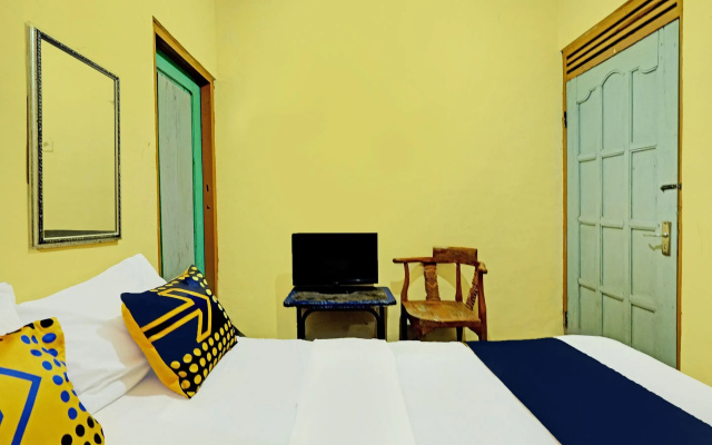 SPOT ON 92414 Hotel Pereng Sari