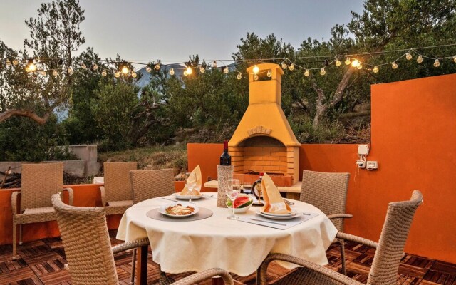 Beautiful Home in Baska Voda With Wifi and 2 Bedrooms