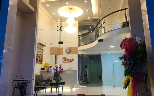 OYO 184 Rose Apartment