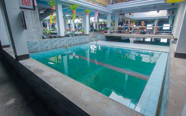 247 BalikBayan Fun Resort