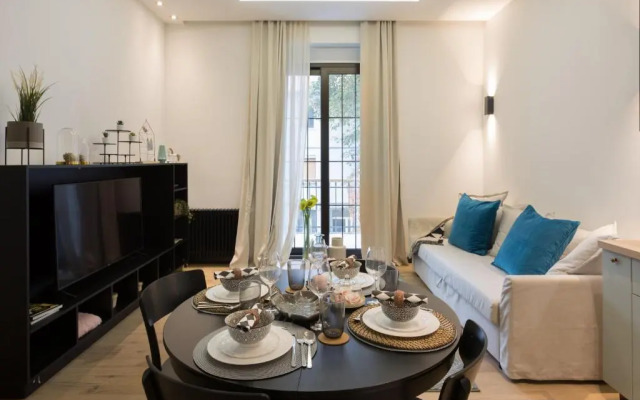 Design Apartment in the City Center
