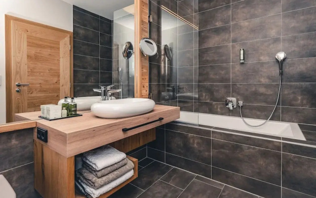 Lux Alp Chalet