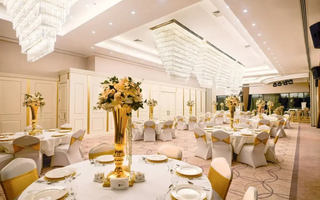 The Conforium Hotel Van
