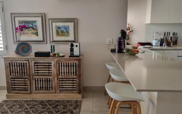 Modern Beach Apartment Eco Estate