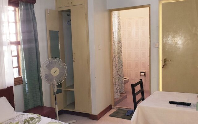 Family Nest Guest House