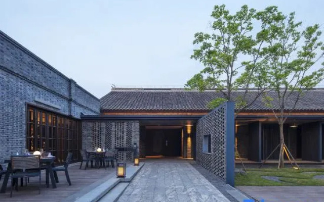 Chongqing Huafang Hotel