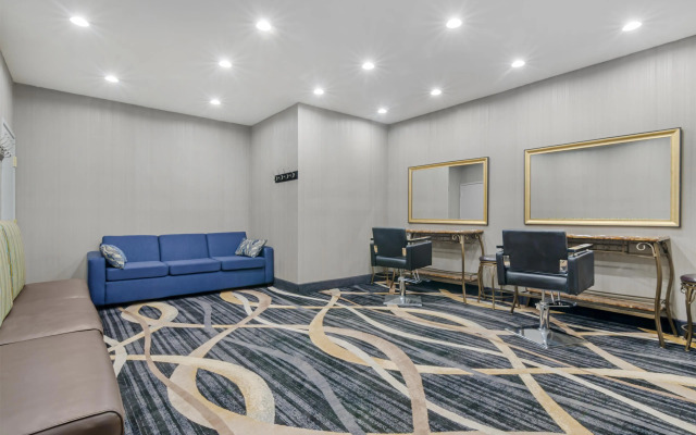 Best Western Plus Washington Hotel